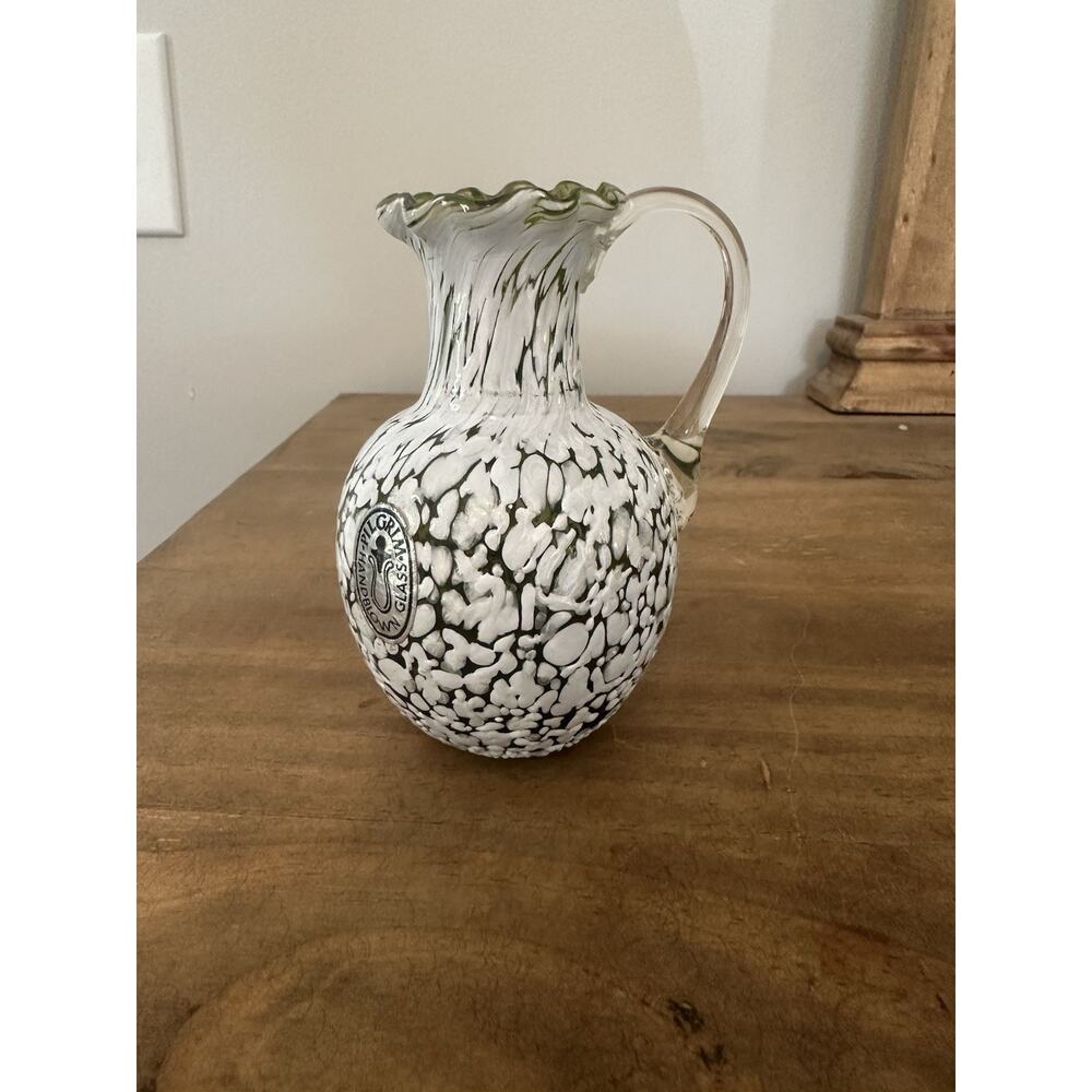 Vtg Pilgrim Green White Speckled Art Glass Cruet Vase Ruffled Top 4.5”T